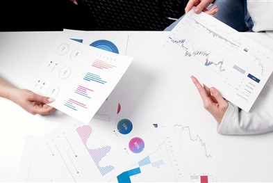 pexels-artem-podrez-5716025