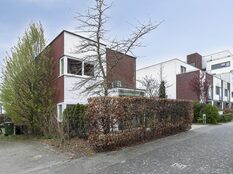 225431264