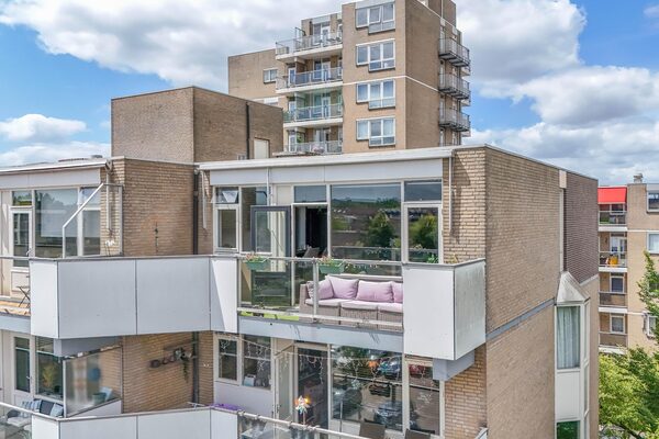 285833551