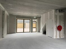 295712739